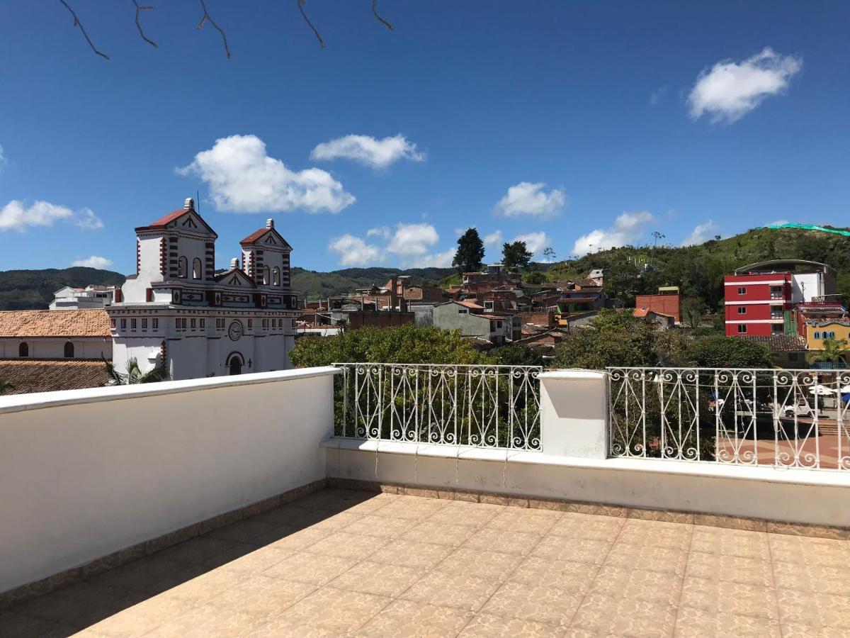 Hotel Bahia Guatapé Exterior photo