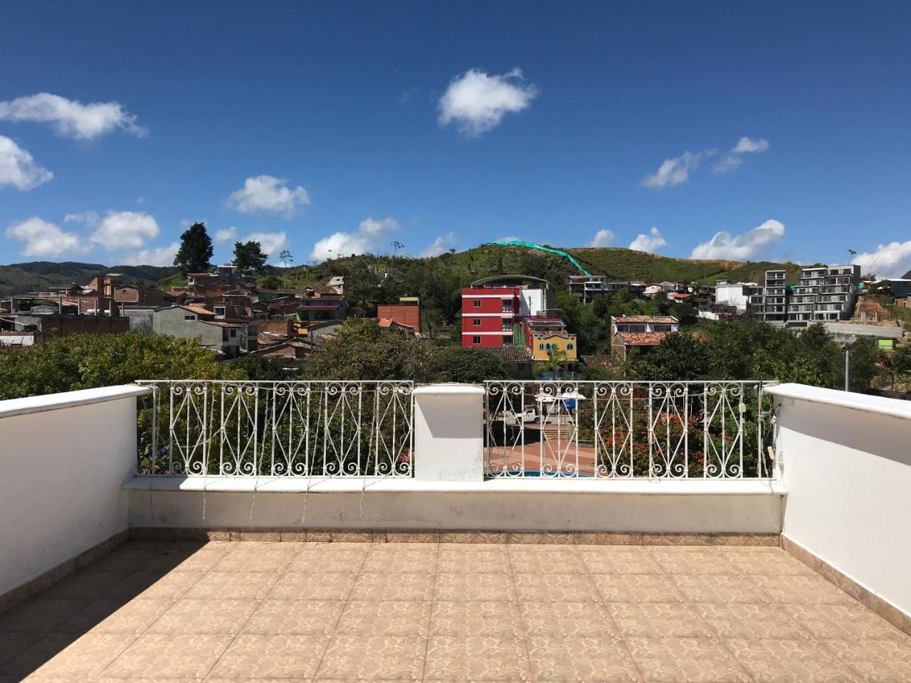 Hotel Bahia Guatapé Exterior photo